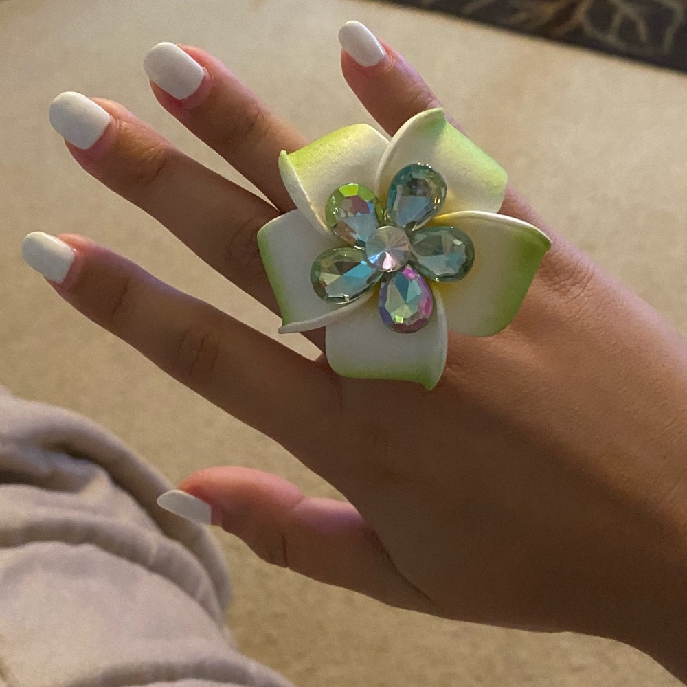Foam Plumeria Ring - Green